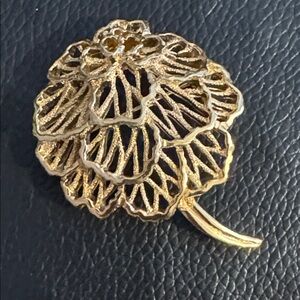 Vintage Crown Trifari Chrysanthemum Flower Brooch